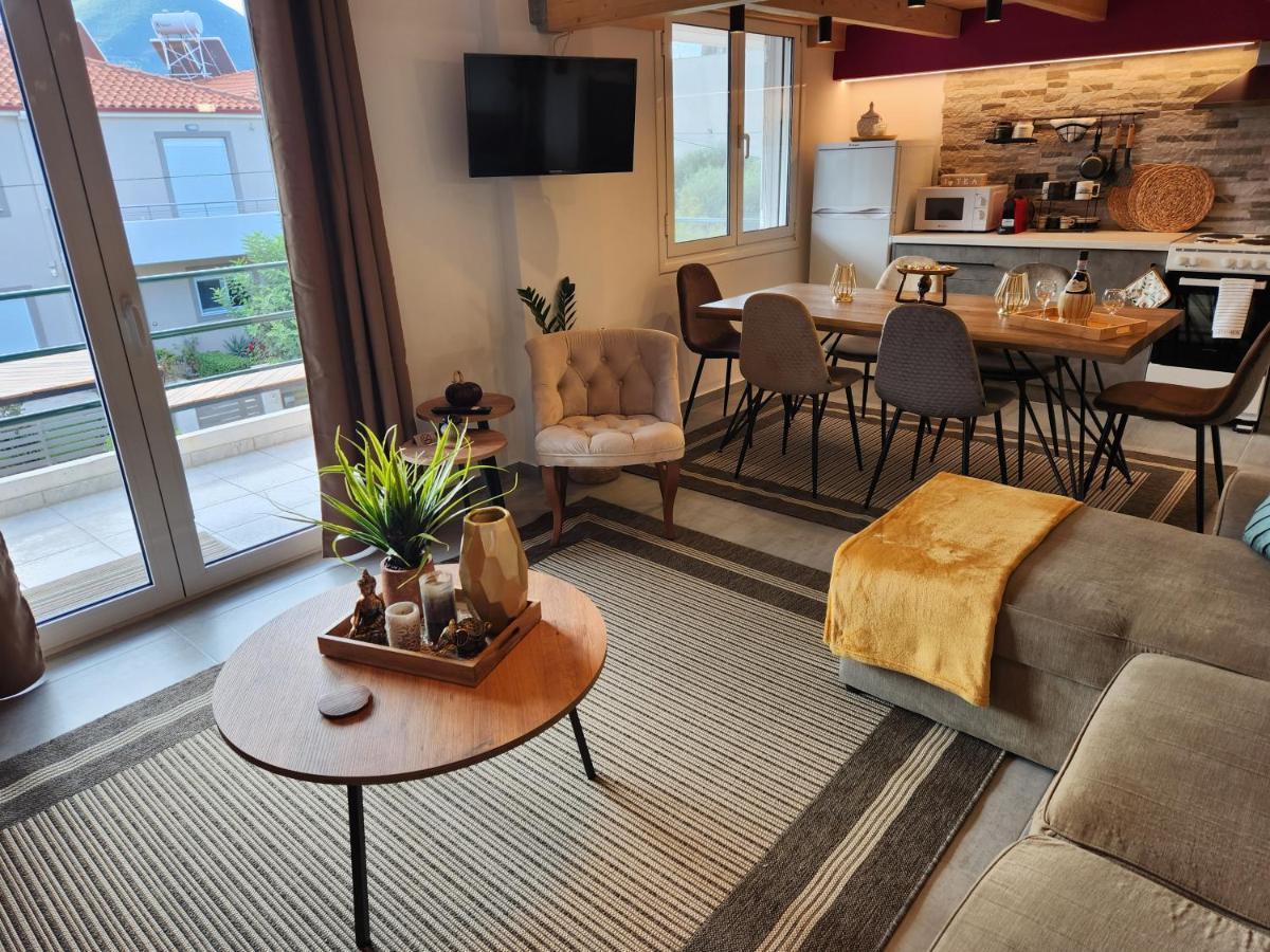 Luxury Loft Apartment Yiota Patras Exterior foto
