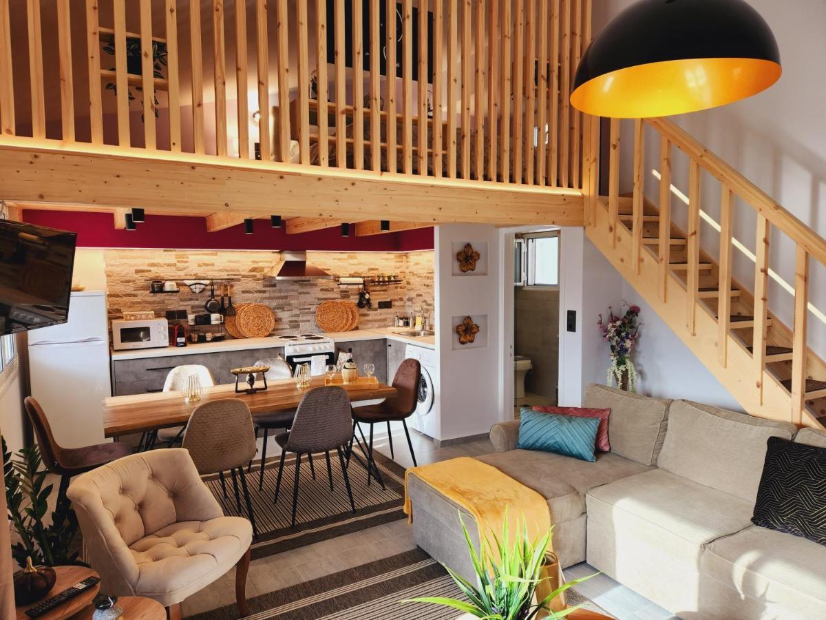 Luxury Loft Apartment Yiota Patras Exterior foto