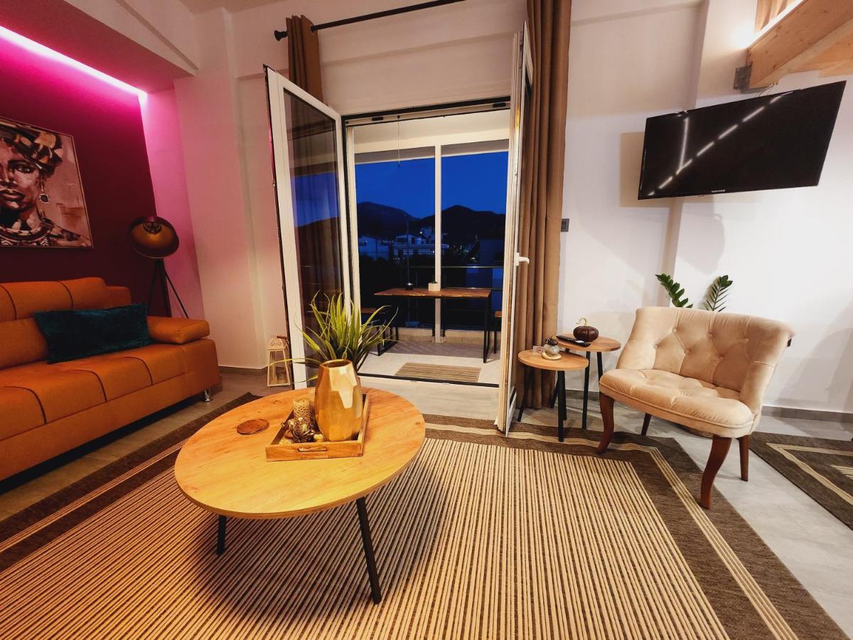Luxury Loft Apartment Yiota Patras Exterior foto