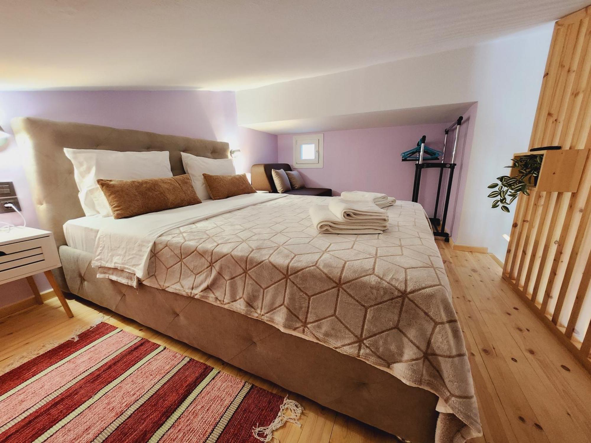 Luxury Loft Apartment Yiota Patras Exterior foto