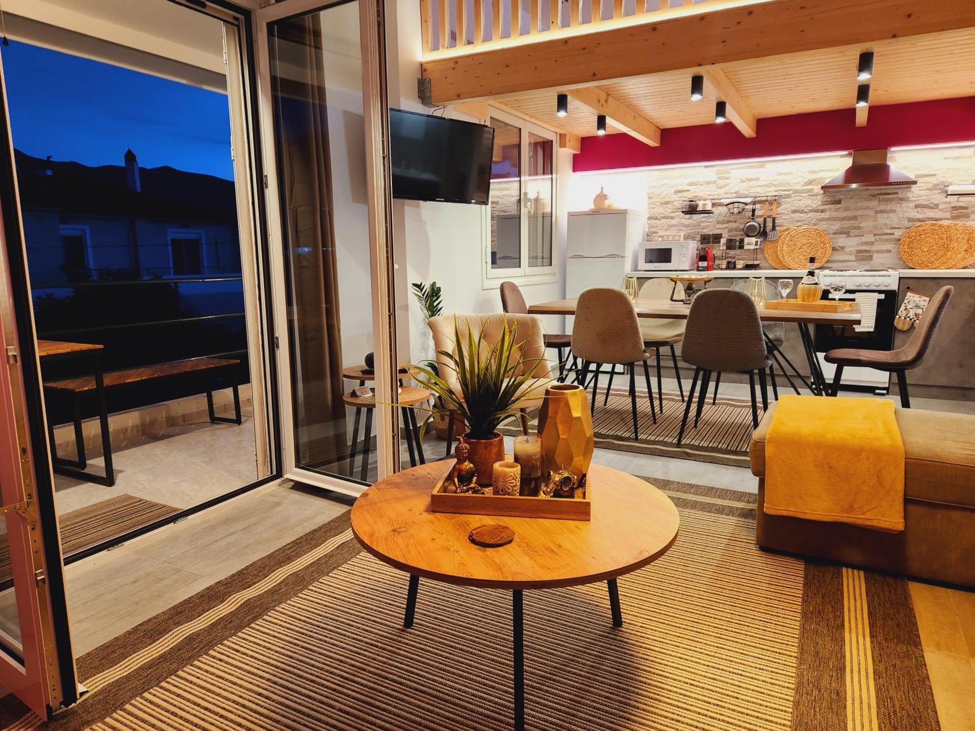 Luxury Loft Apartment Yiota Patras Exterior foto