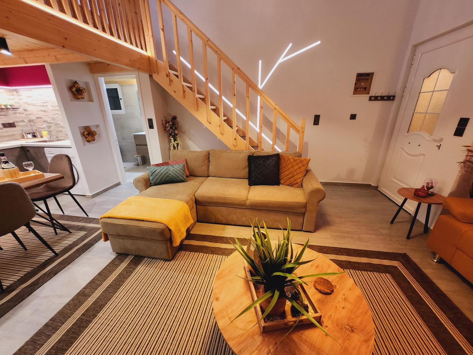 Luxury Loft Apartment Yiota Patras Exterior foto